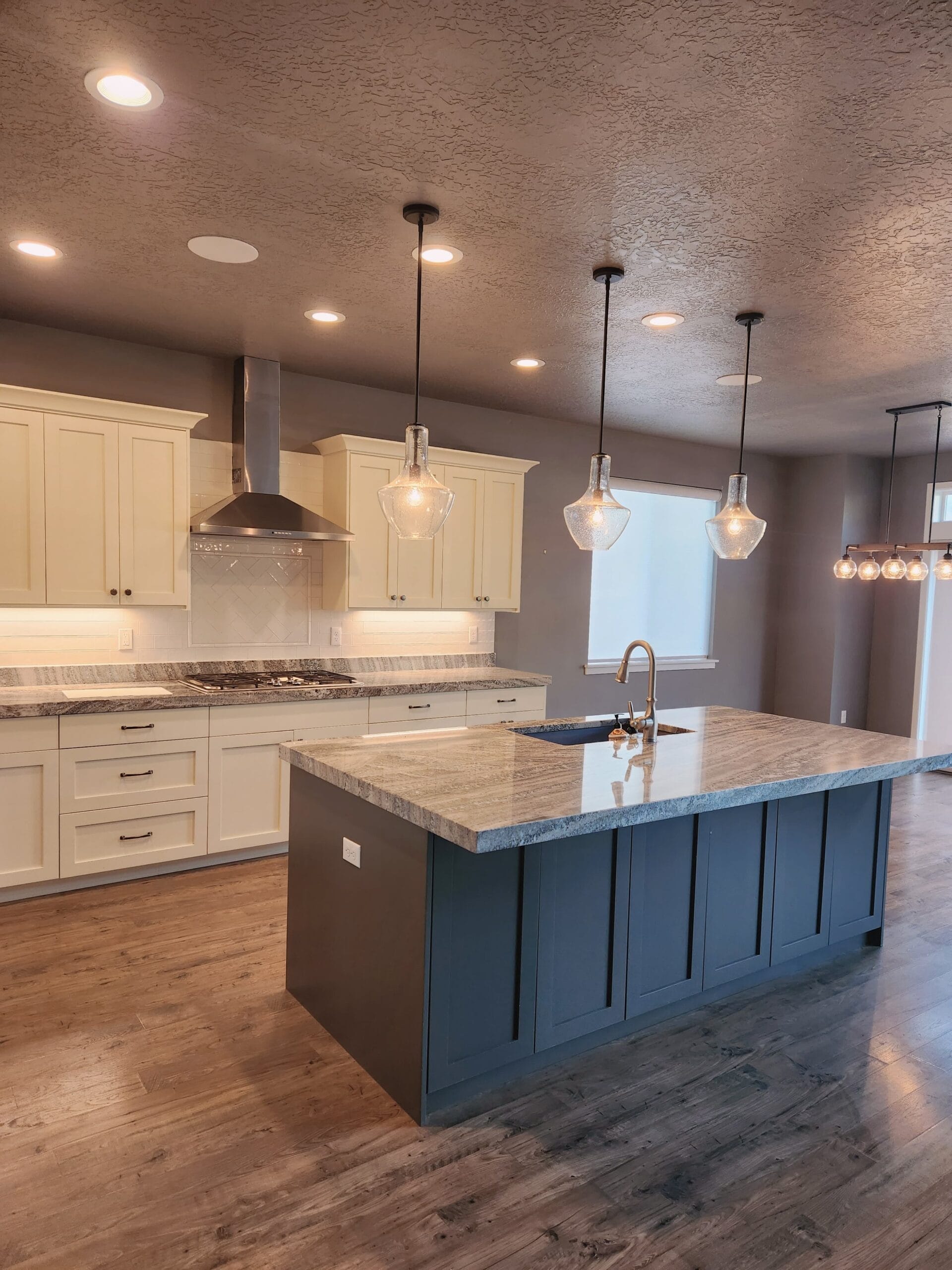 Moving In/Out — Shiniest House