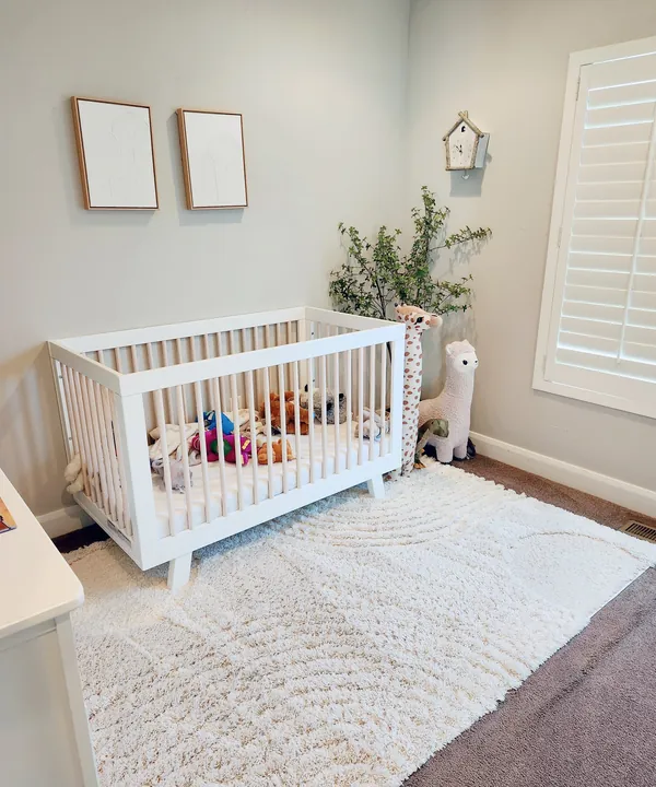 A fresh and peaceful room